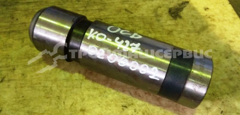 Ось КО-427 0200002